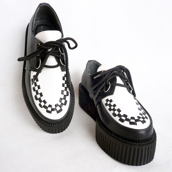 Sapato Creeper Branco E Preto Trecê Na Pala Couro Ref160